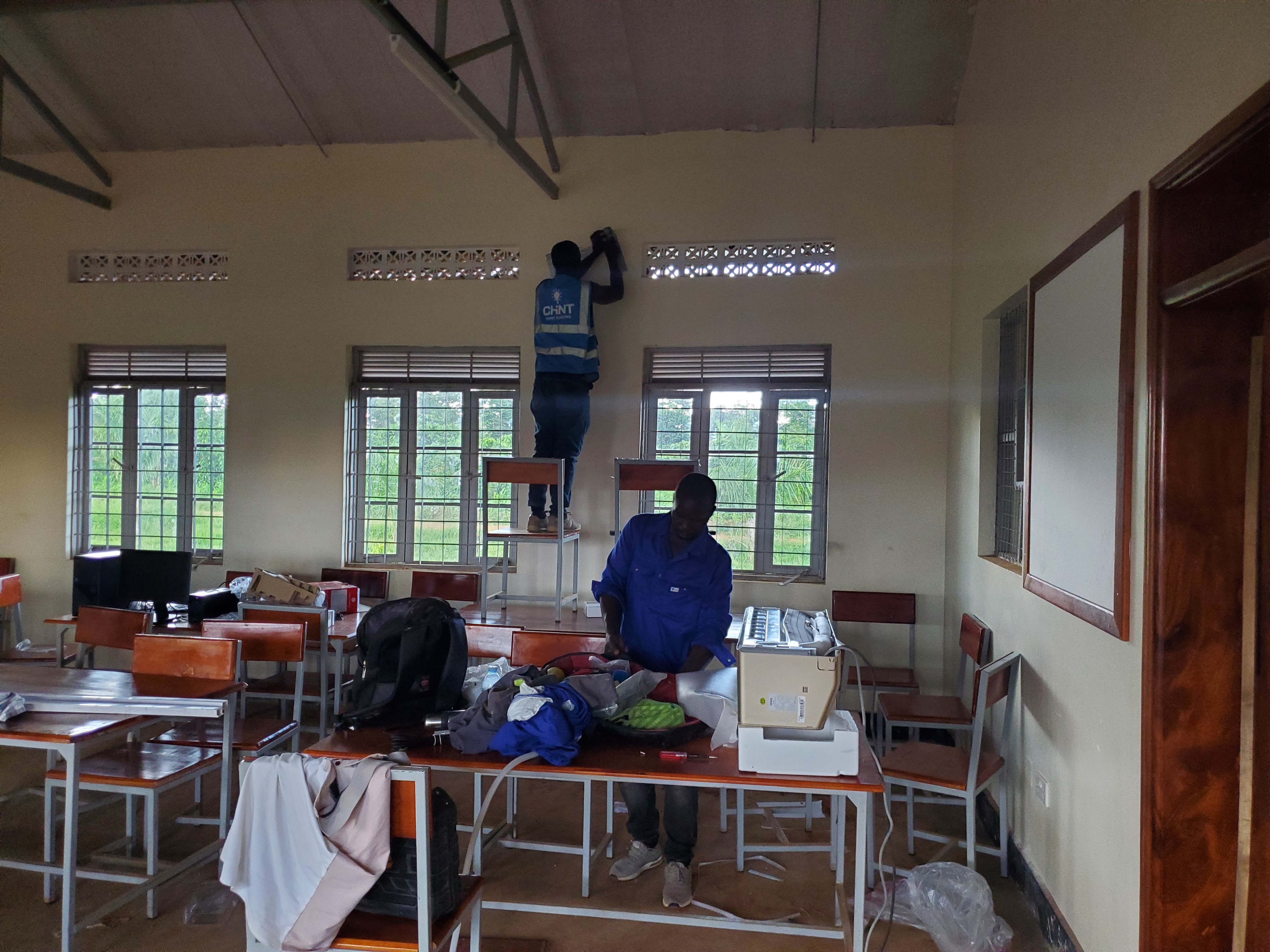 INSTALLATION OF AIR CONDITIONER IN THE COMPUTER LAB AT NABWIGULU SEED SCHOOL. The air conditioner is part of the ICT equipment that was delivered at the seed school.
some of the equipment delivered were desktops, UPS, printer, server, Local Area Network (LAN), projector, etc DELIVERLY OF SCIENCE EQUIPMENT, ICT EQUIPMENT AT NABWIGULU AND KAGUMBA SEED SCHOOLS.